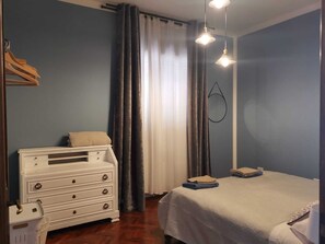 6 bedrooms, WiFi, bed sheets - Large villa with fenced garden between Tuscany and Liguria, perfect for groups (Casano)