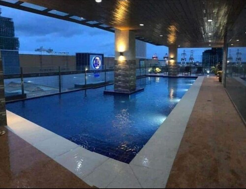 Sunvida Tower across SM City Mall.
Easy access to all your destinations.