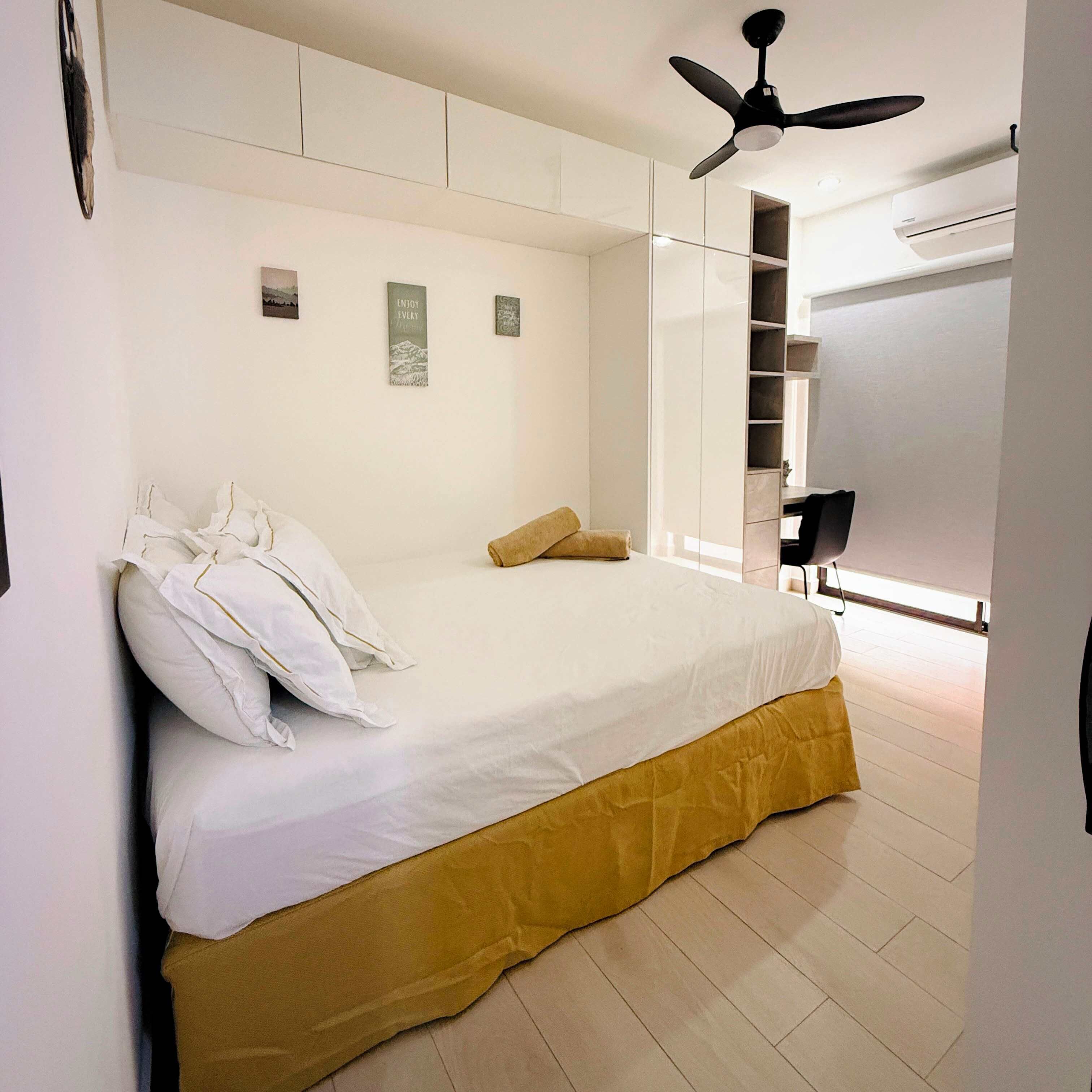 1 bedroom, desk, WiFi (free), bed sheets