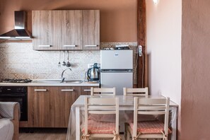 冰箱、烤箱、炉灶、茶具/咖啡用具