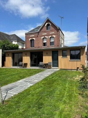 Exterior - The whole house (Sotteville-lès-Rouen)