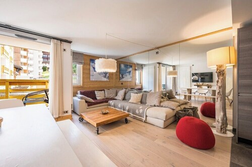 Renovated apartment for 5 - with balcony