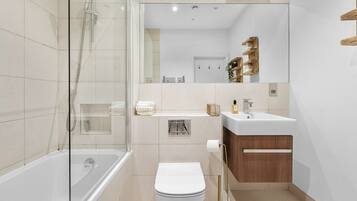 Shower, towels