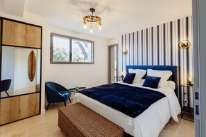7 Schlafzimmer, Bügeleisen/Bügelbrett, kostenloses WLAN, Bettwäsche