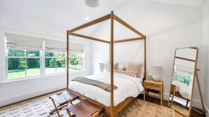 6 bedrooms, Internet, bed sheets