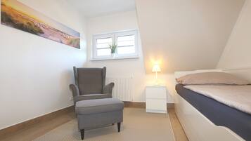 熨斗/熨衫板、Wi-Fi、床單