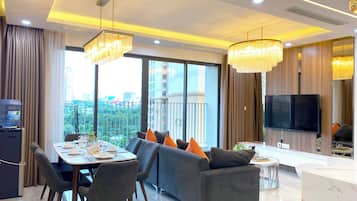 City Duplex, Balcony, City View | Living area