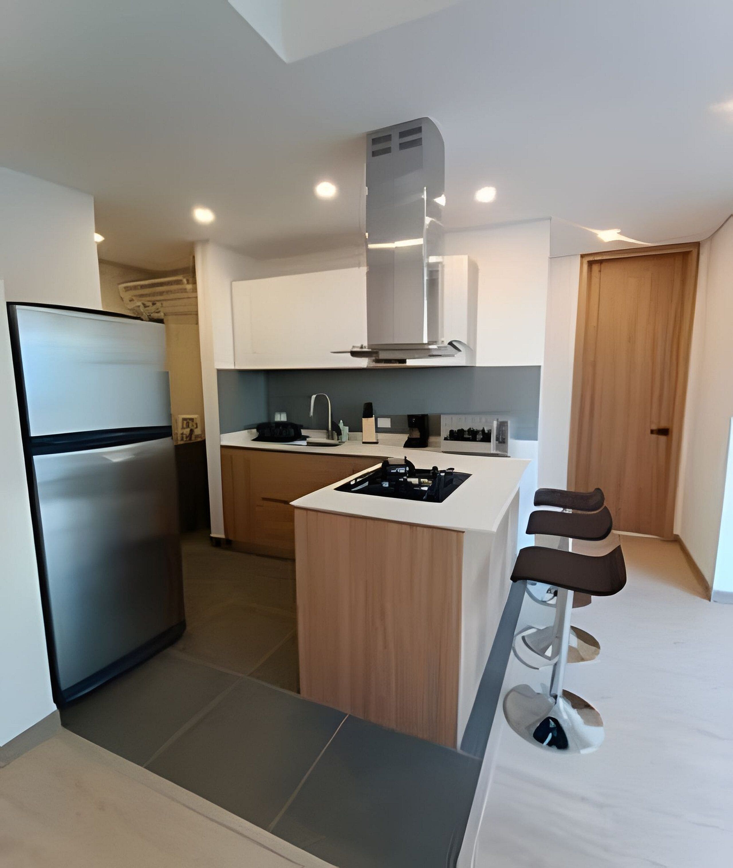 Appartement familial | Cuisine privée | Réfrigérateur, four à micro-ondes, un four, surface de cuisson