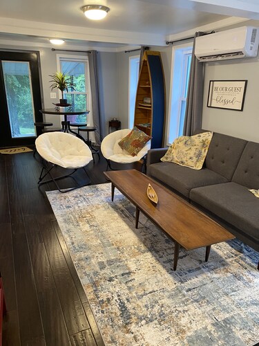 Charming 2BR near Lake Barkley – fully equipped and ready for your stay!