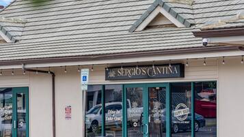 Apartment | 1 bedroom, Internet