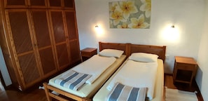 1 chambre, fer et planche à repasser, Wi-Fi, draps fournis