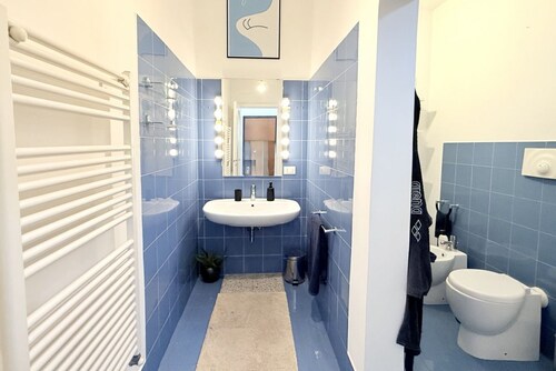 J03 - Jesi, elegant three-room apartment near the center