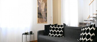 J03 - Jesi, elegant three-room apartment near the center