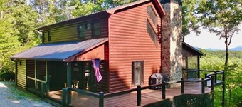 Honey Bear Hideaway - Mountain Views - Paved Roads - Pup Friendly - Cozy - WIFI