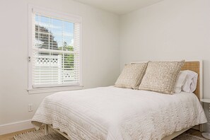 3 soverom, strykejern/-brett, wi-fi (inkludert) og sengetøy