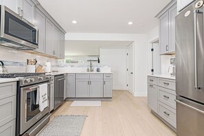 Fridge, microwave, oven, stovetop - Walk to 3 private Misquamicut beaches, 3-bdrm completely renovated beach house! (Westerly)