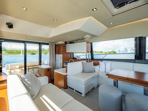 Amazing 3 bedrooms luxury yacht in North Miami