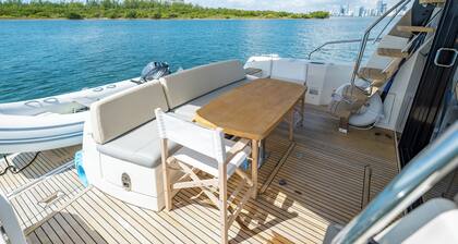 Amazing 3 bedrooms luxury yacht in North Miami