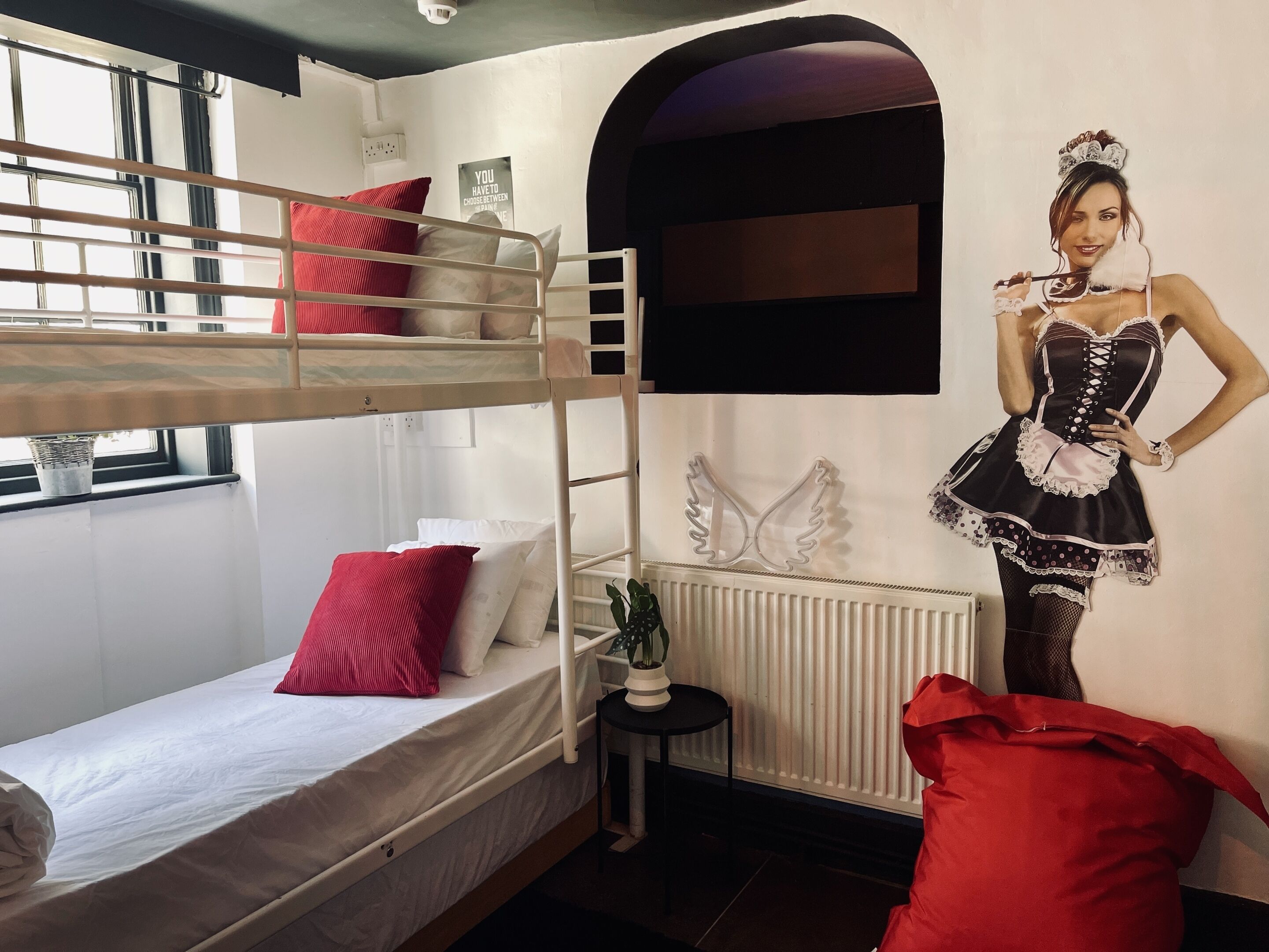 Apartamento exclusivo, suíte (Basement Floor ) | Wi-Fi de cortesia