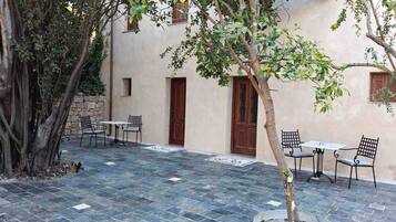 Allergikerbettwaren, kostenlose Minibar, Zimmersafe