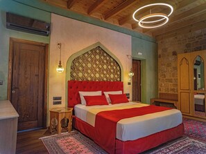 Hypo-allergenic bedding, free minibar, in-room safe, laptop workspace - Fabrizio del Carretto (Rhodes)
