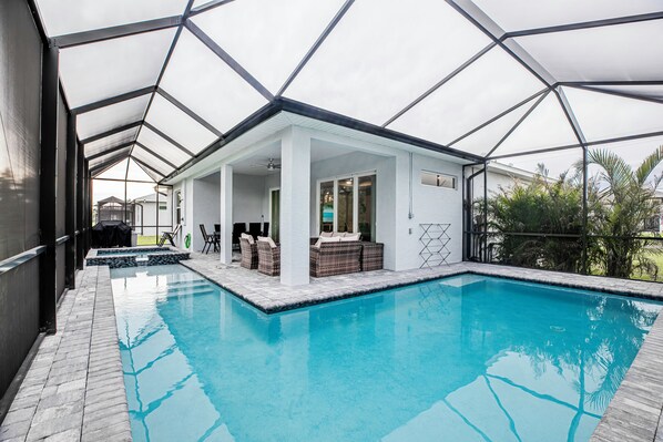 Outdoor pool, a heated pool
