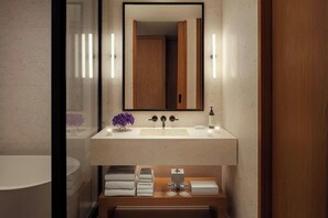 Separate tub and shower, deep soaking tub, rainfall showerhead