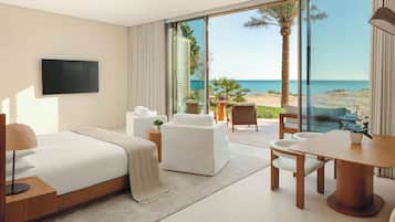Junior Suite, 1 King Bed, Terrace | Premium bedding, minibar, in-room safe, desk