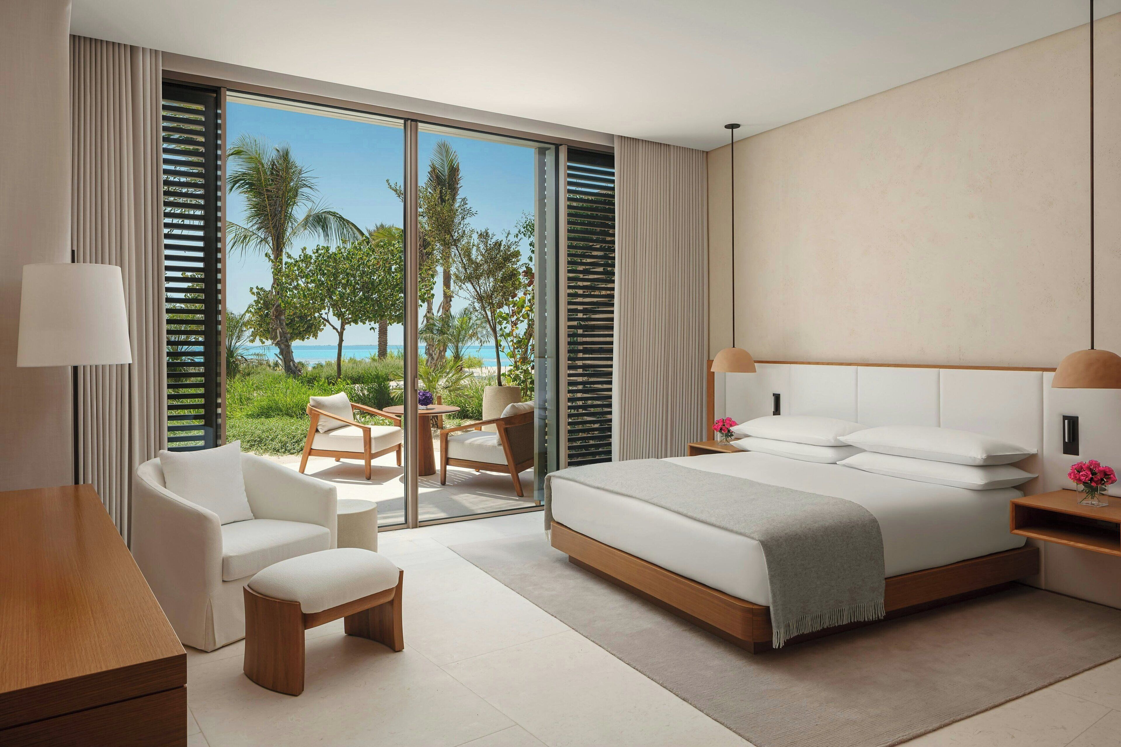 Premium bedding, minibar, in-room safe, desk