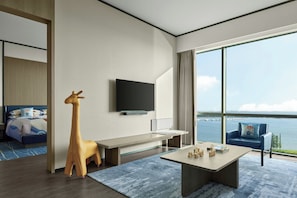 Down duvets, minibar, in-room safe, blackout curtains