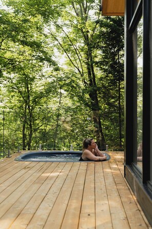 Terrace/patio - Mökki 22 - 15mins away from Mont-Tremblant! (La Conception)