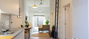 Oasis Urbano Elche - Terrace and Palm Grove Views