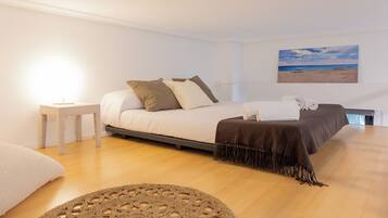 2 slaapkamers, een strijkplank/strijkijzer, wifi, beddengoed