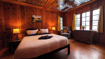 3 quartos, escrivaninha, berço de viagem, Wi-Fi de cortesia