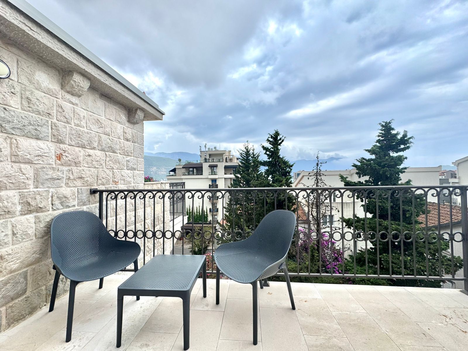 Deluxe Apartment, City View | Balcony