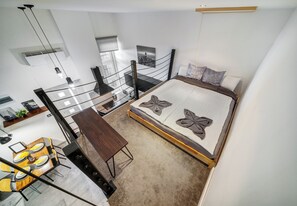 1 bedroom, iron/ironing board, free WiFi, bed sheets - Urban Loft Haven downtown near Astoria in charming Budapest (Budapest)