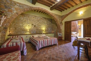 2 chambres, Wi-Fi, draps fournis