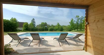 Chambre d'hÎtes 'Fuchia' avec piscine partagée, terrasse partagée et Wi-Fi