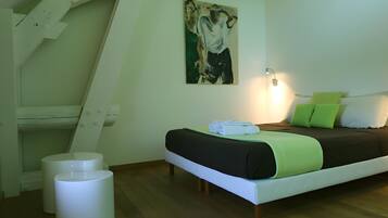 1 chambre, fer et planche Ă repasser, Wi-Fi, draps fournis