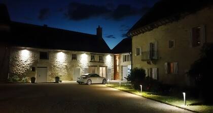 Chambre d'hÎtes 'Tilleul' avec piscine partagée, terrasse partagée et Wi-Fi