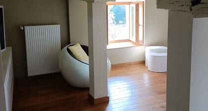 Chambre d'hÎtes 'Tilleul' avec piscine partagée, terrasse partagée et Wi-Fi