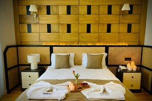 Triple Room, Garden View | Minibar, in-room safe, blackout drapes, soundproofing - Bakku House (Atakum)