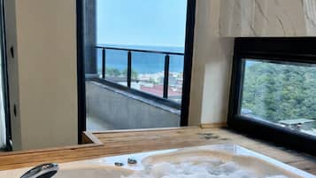 Superior-sviitti, merinäköala | Poreamme