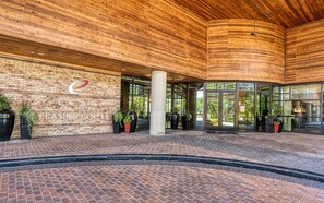 مدخل المنشأة