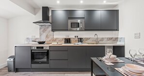 Fridge, microwave, oven, stovetop