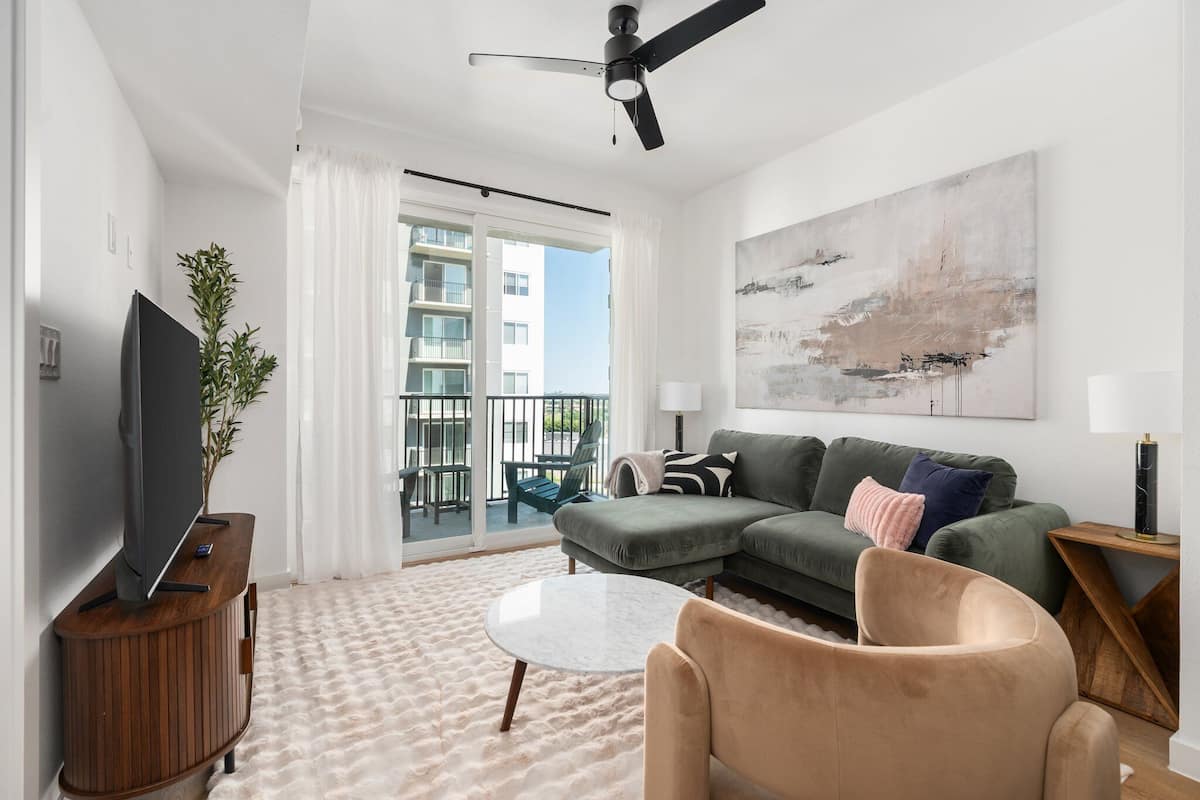 Apartment, 1 King Bed, Non Smoking, Kitchen | Living area | 55-inch Smart TV with digital channels, MP3 dock, streaming services