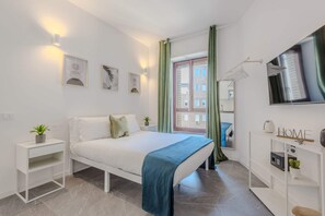 Iron/ironing board, free WiFi, bed sheets - Sweett | Mazzini III (Milano)