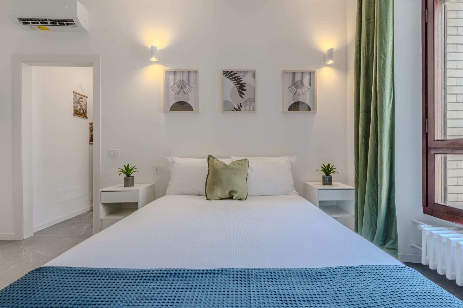 Iron/ironing board, free WiFi, bed sheets