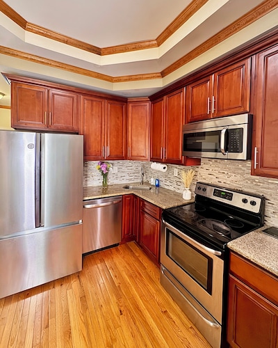 Haven of Rest: 3BR 2BA Central AC & Patio 10 mins Ctr. City  15 mins Nvy Yrd