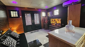 Studiolejlighed - terrasse - byudsigt | Opholdsområde
